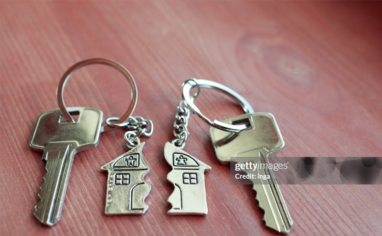 keys with split house key chain
